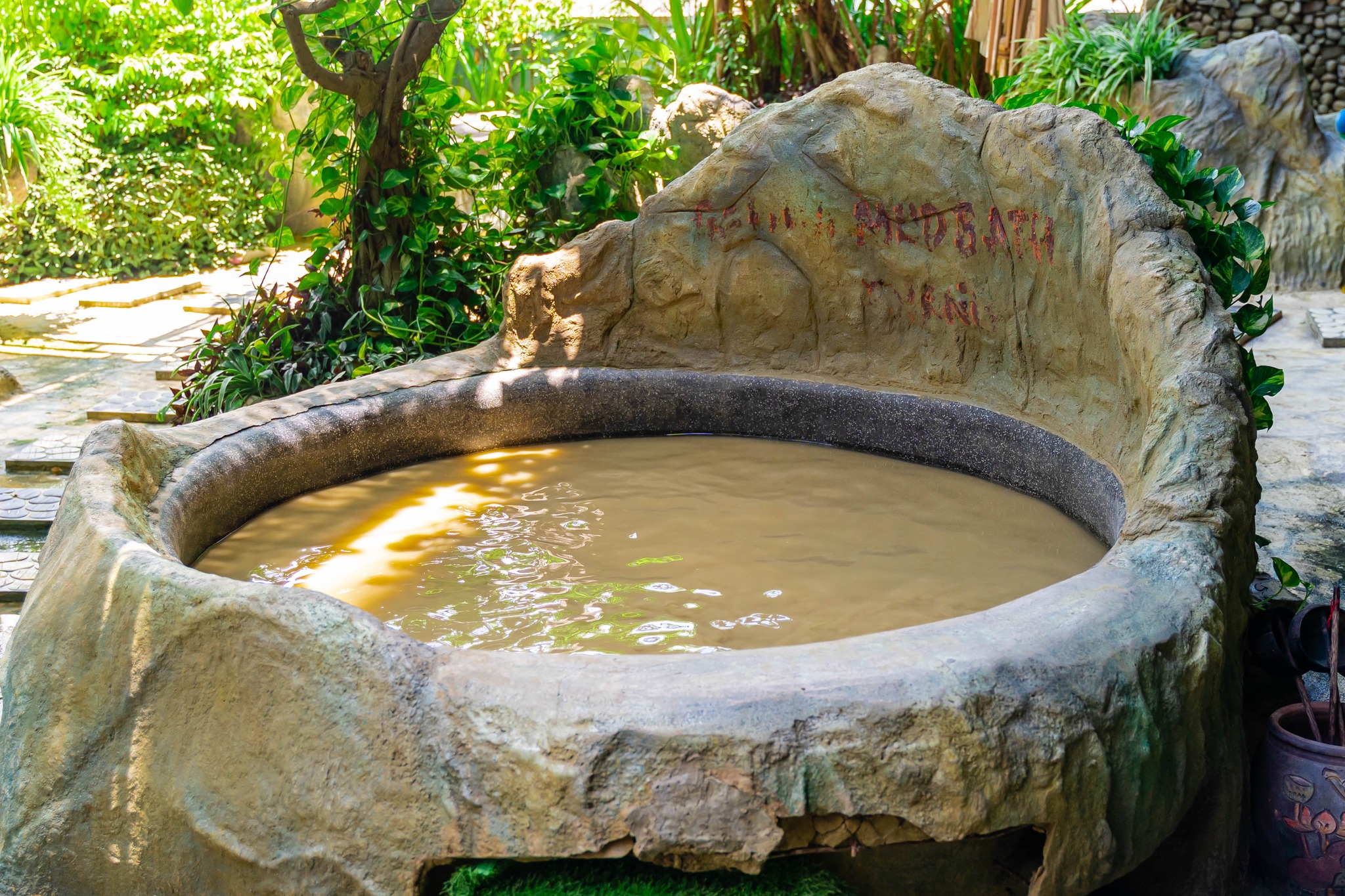 Day Tour | Experience Hon Mun - Hon Tam (Includes Mud Bath)