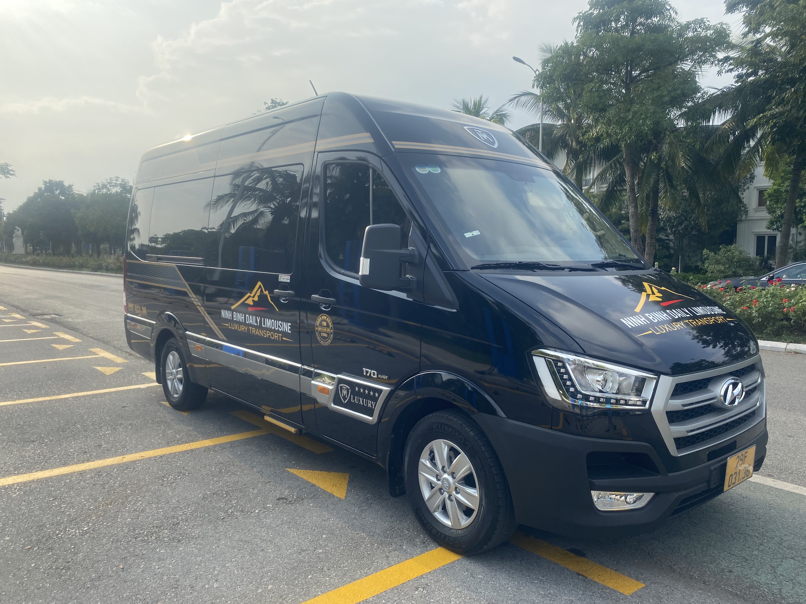 Round-trip Shuttle Service from Ha Long to Ninh Binh| Vietnam