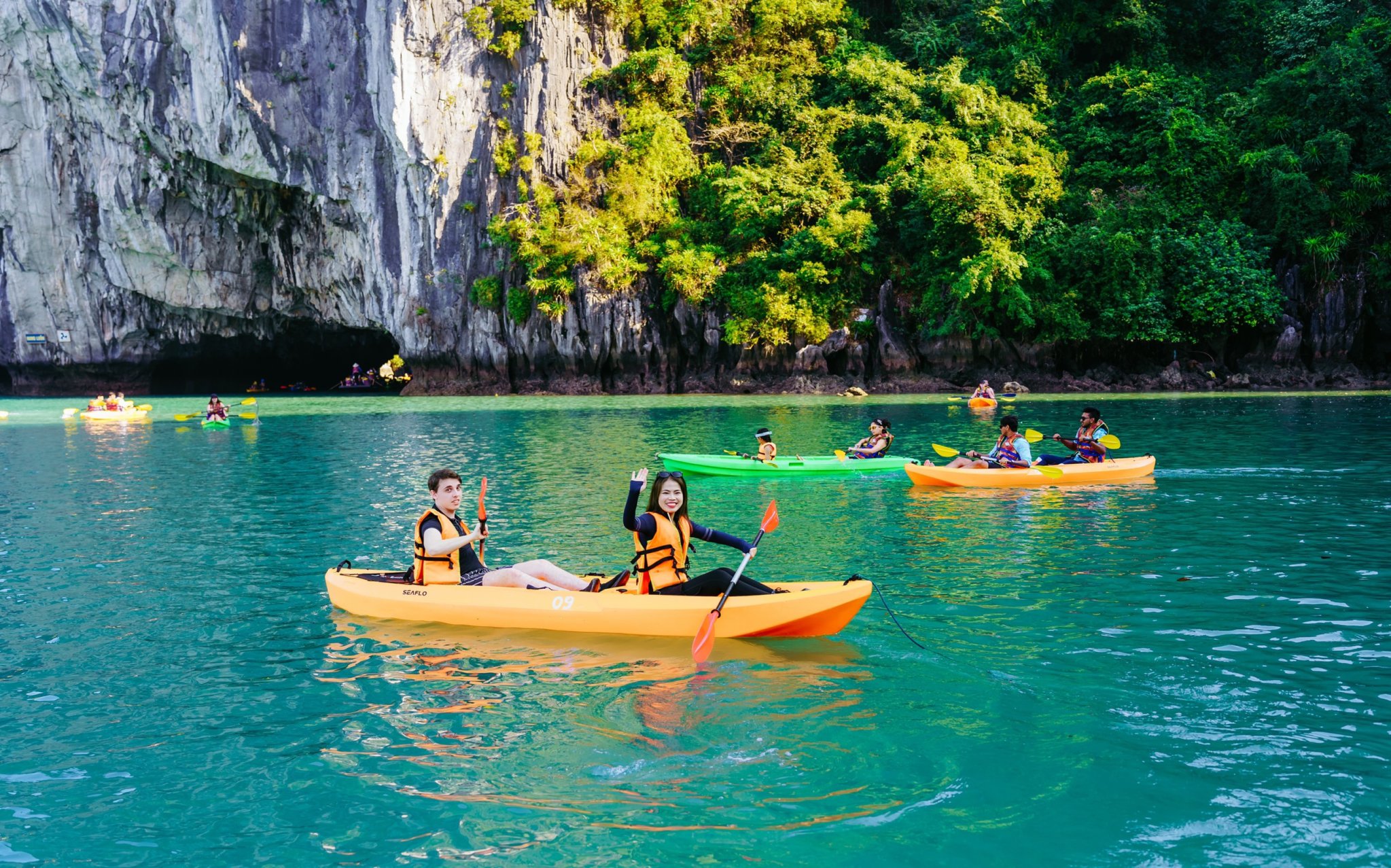 Day Tour | Experience Ha Long Bay Ho Thien Cruise 5*