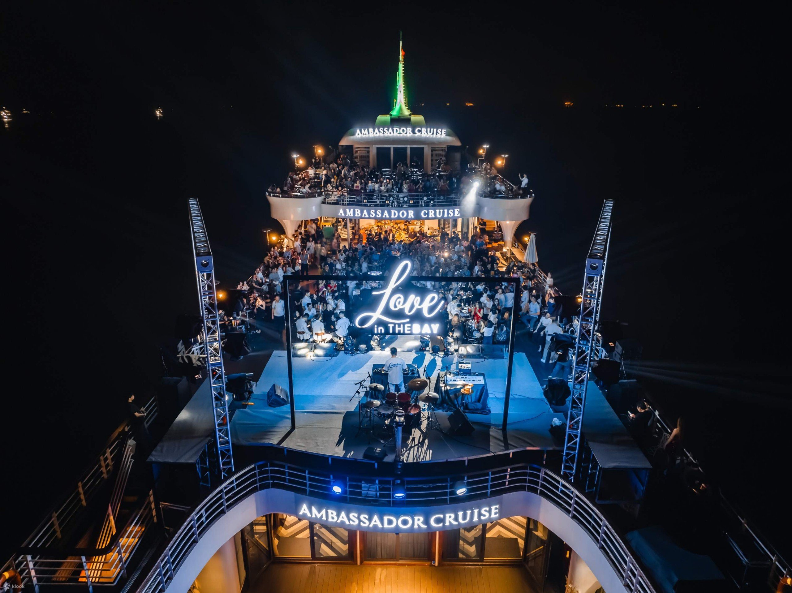Ha Long Bay Sunset Cruise on the 5-star Ambassador II with a premium Asian-European dinner