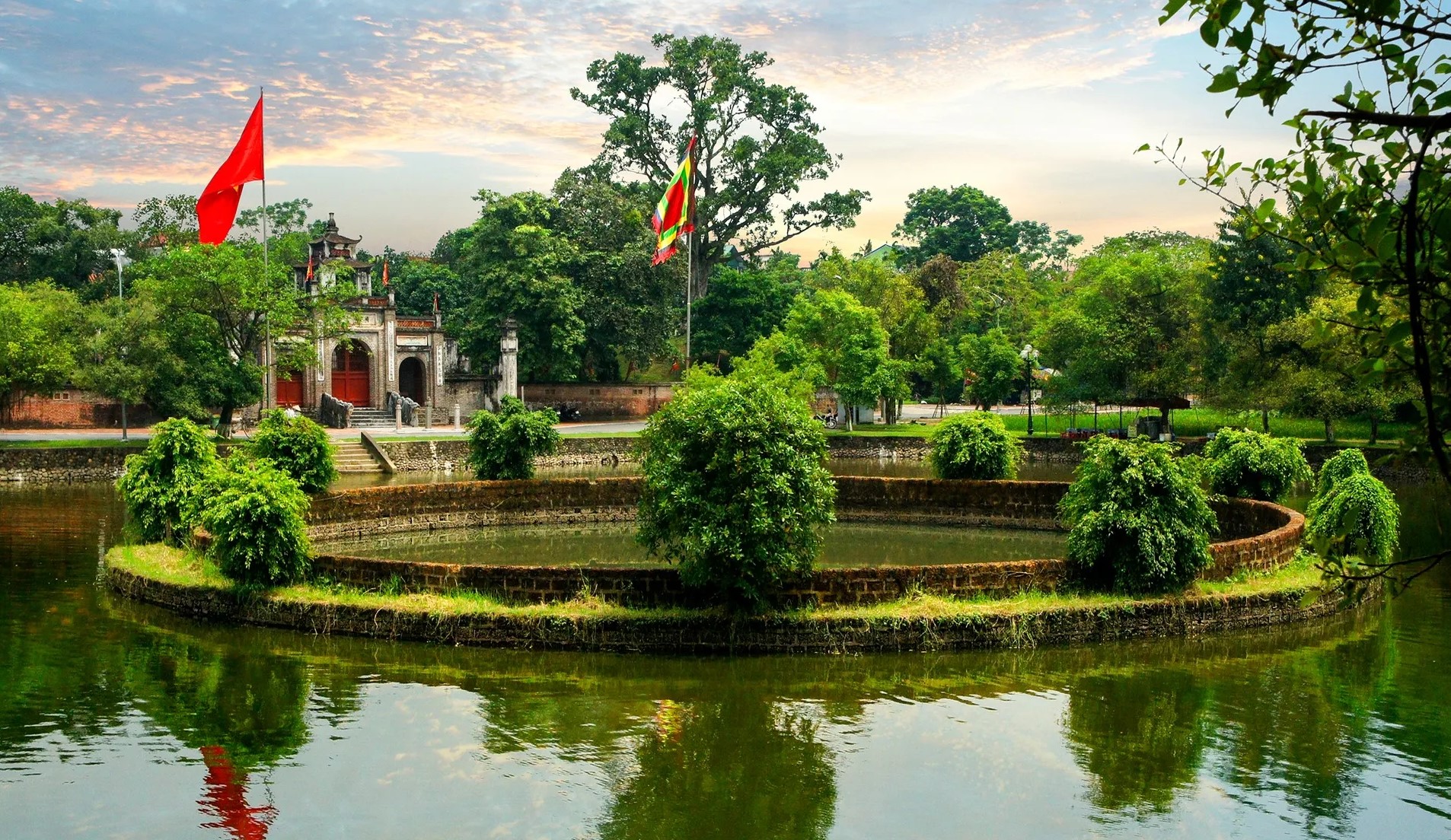 Day Tour | Experience Hanoi suburbs and Co Loa Citadel by military-style Vespa/Minsk vehicle