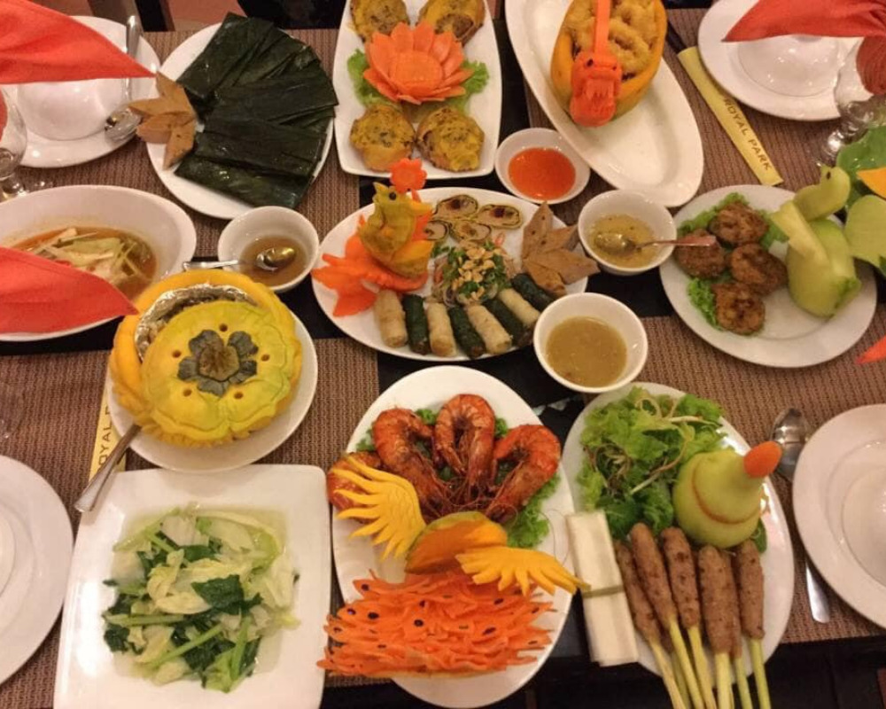 Culinary Experience at Royal Court Restaurant (Royal Park) | Hue