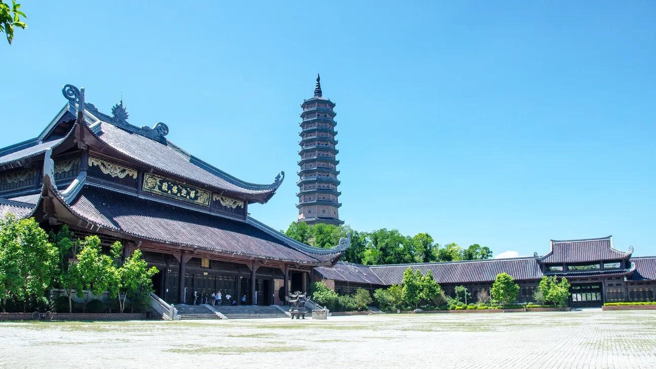 Day Tour | Bai Dinh - Trang An - Hang Mua Tour | Ninh Binh