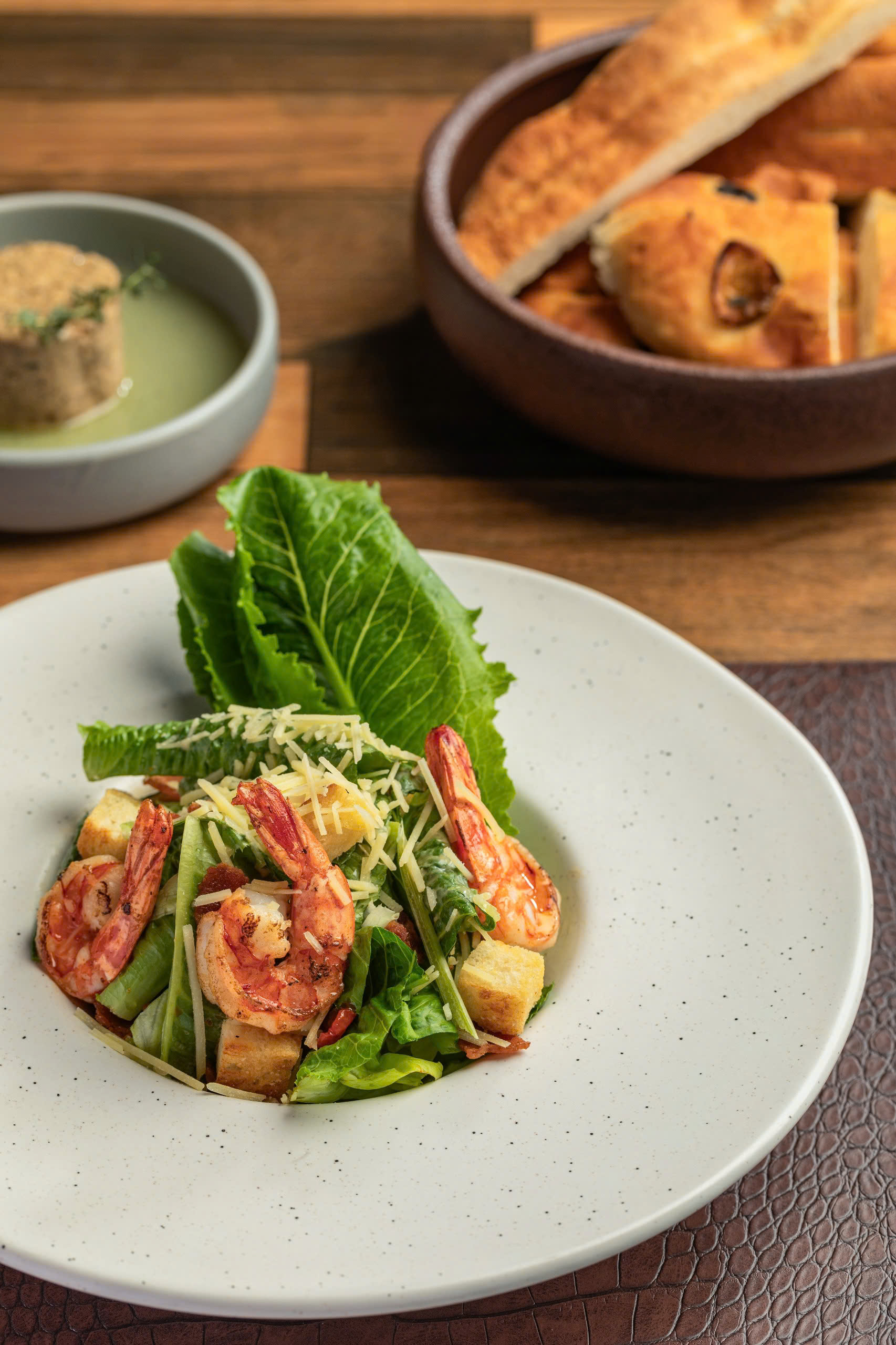Lobster and Seafood Buffet at All Seasons Restaurant | Da Nang