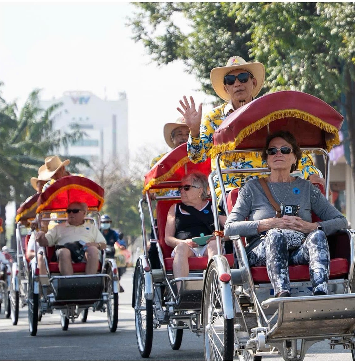 Day Tour | Cyclo Tour and Shopping Experience in Da Nang