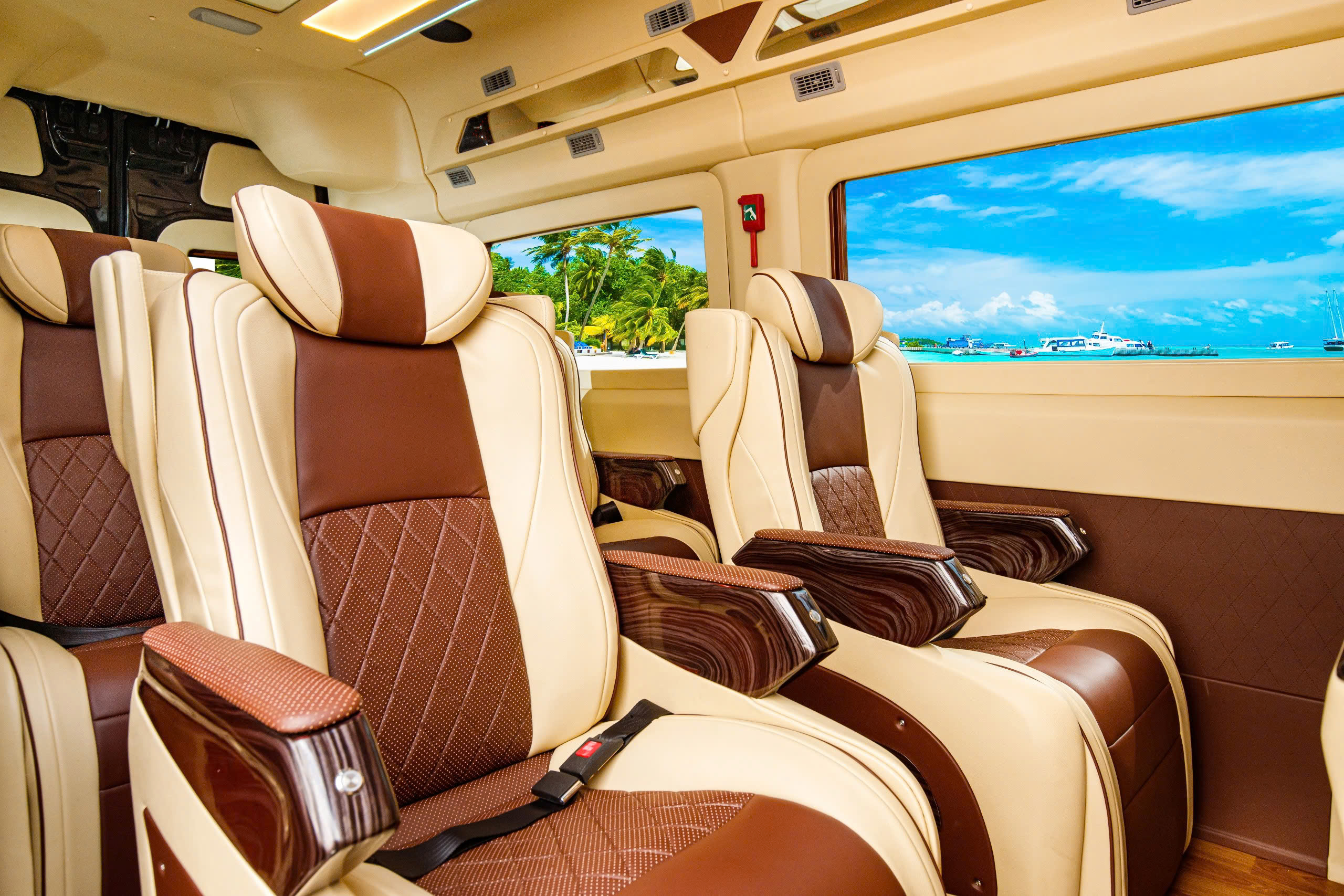Limousine Service from Vung Tau to Tan Son Nhat Airport (and vice versa)