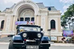 Tour trong ngày | Tour riêng khám phá Sai Gon trong ngày bằng xe Jeep Quân đội | Thành phố Hồ Chí Minh