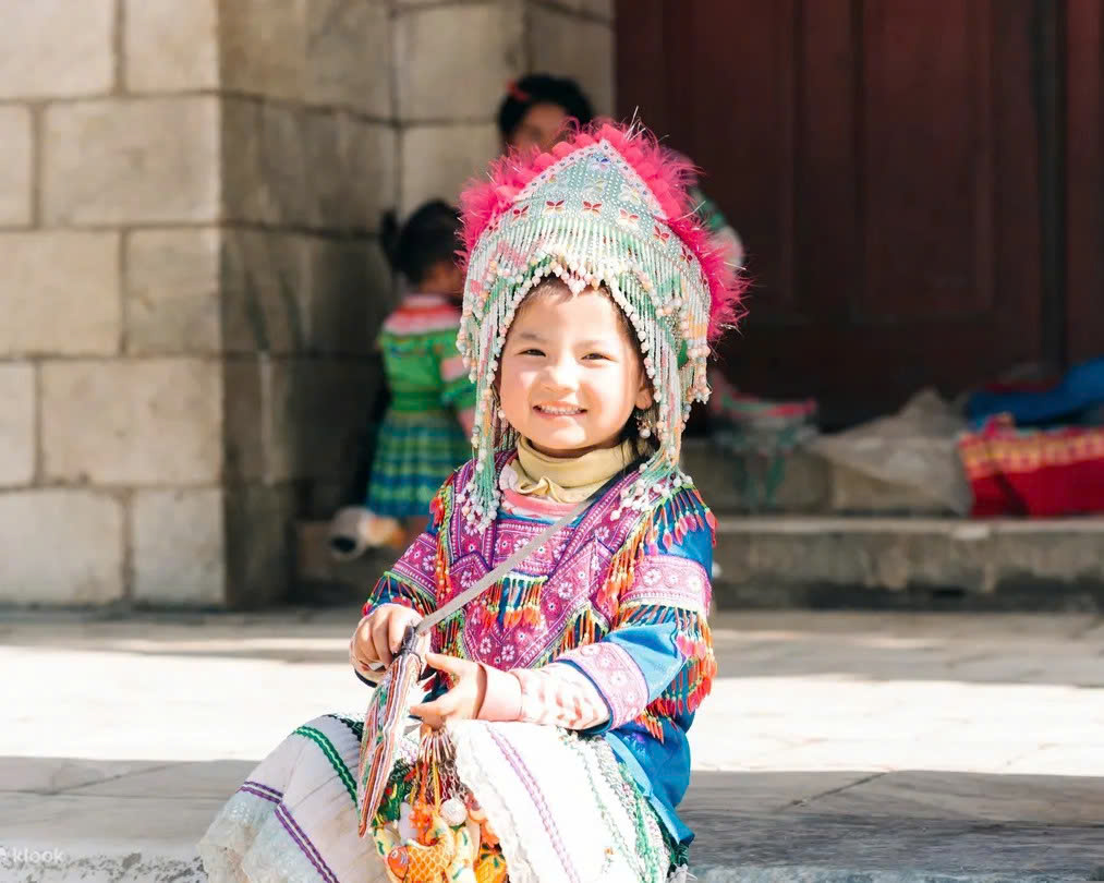 2D1N Tour | Sapa Sightseeing and Village Trekking Tour departs from Hanoi by D-Car | Sapa