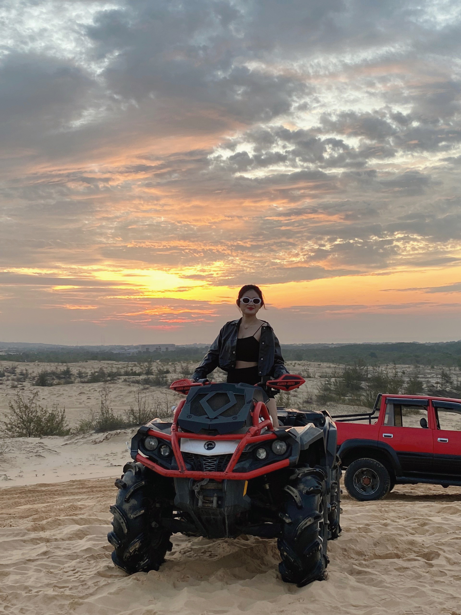 Day tour | Explore Bau Trang, sand dunes, fishing village, and Suoi Tien by Jeep | Phan Thiet