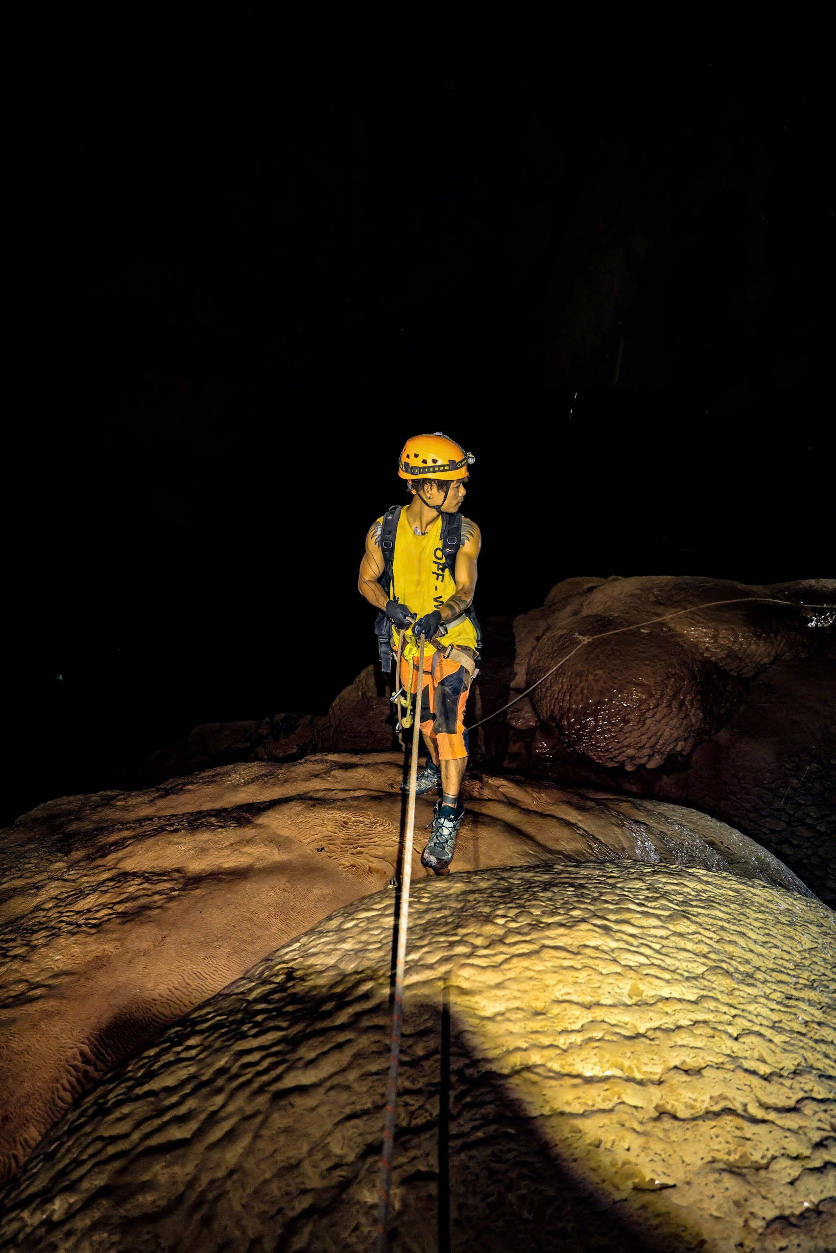 2D1N Tour | Explore the Pygmy Cave in Phong Nha - Ke Bang's Primeval Forest | Quang Binh