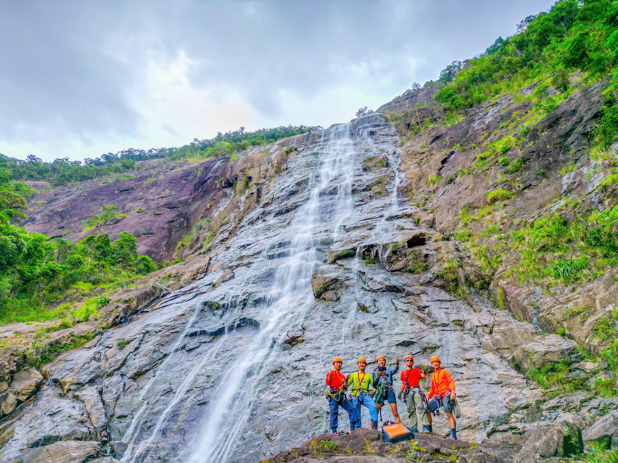 3D2N Tour | Conquer the Adventure Peak | Explore Do Quyen Waterfall at Bach Ma National Park | Da Nang