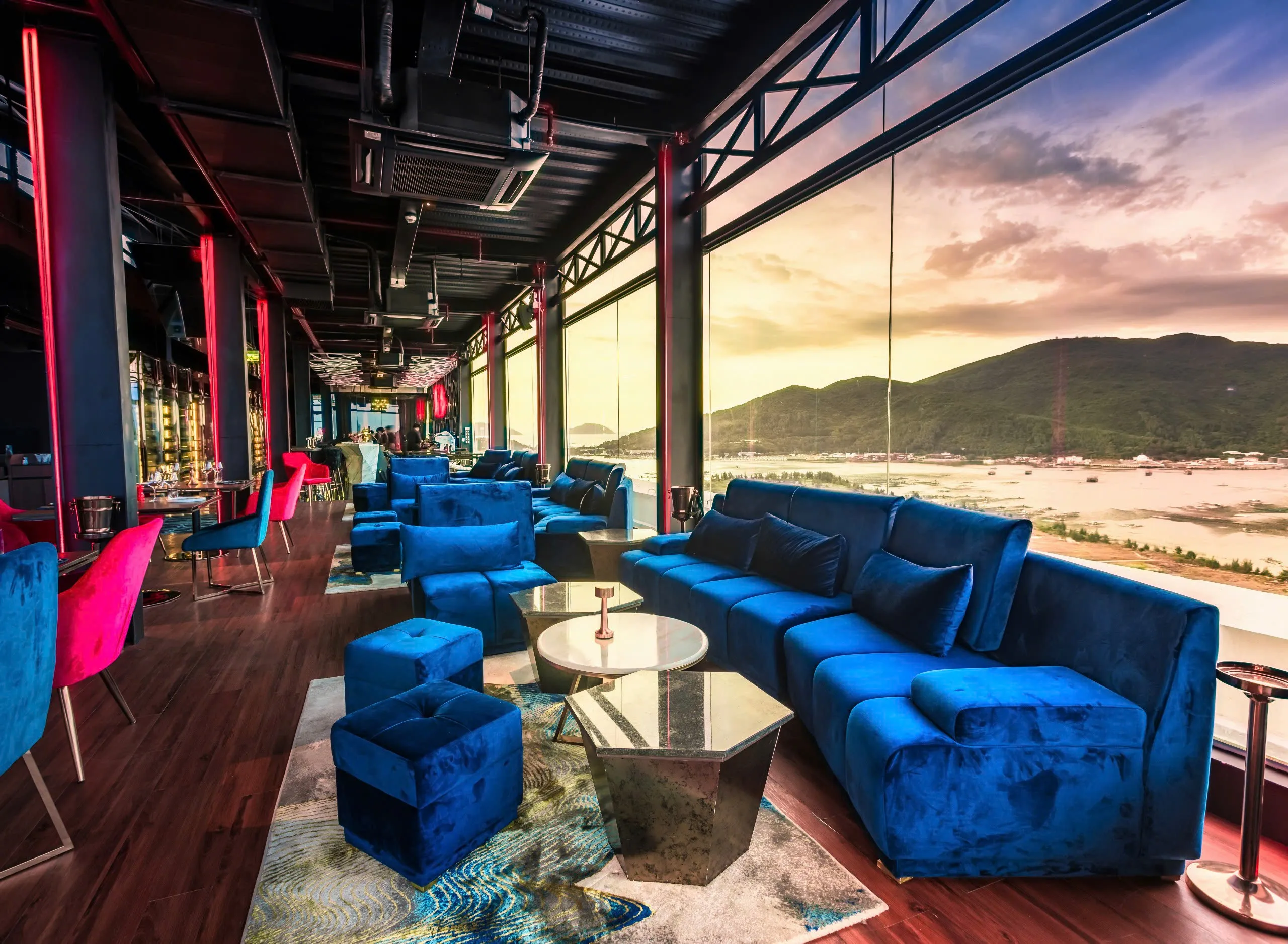 Savoring afternoon tea at the luxurious Wyndham Danang Golden Bay | Da Nang