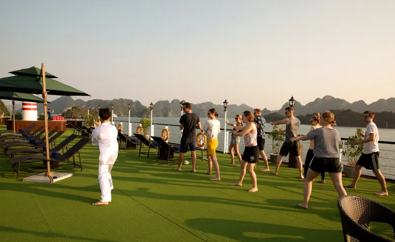 2D1N Tour | Relaxing Getaway in Halong Bay and Lan Ha Bay with the La Casta Regal 5-Star Cruise | Ha Long
