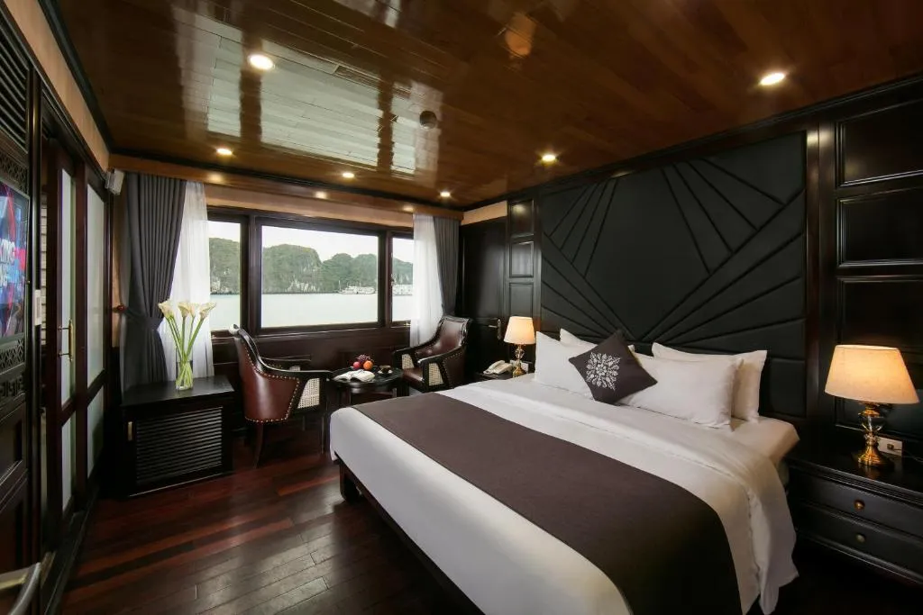 2D1N Tour | Discover Halong Bay and Lan Ha Bay in 2 Days and 1 Night aboard the La Regina Royal Cruise | Ha Long
