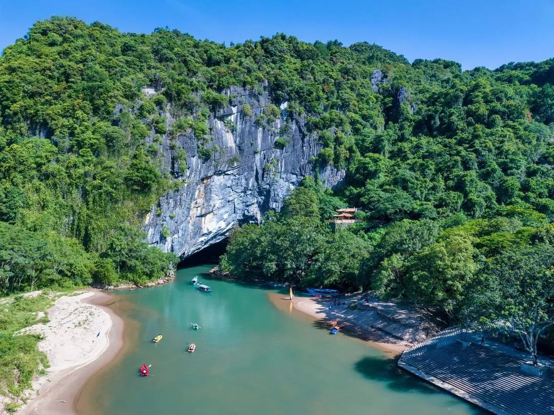 Tour trong ngày | Khám phá Động Phong Nha và Hang Tối khởi hành từ Đồng Hới