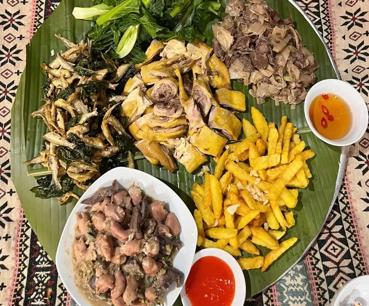 Tour 2N1Đ | Khám phá thiên nhiên hùng vĩ tại Mai Châu - Suối khoáng nóng Mỏ Ấm - Hồ Hoà Bình khởi hành từ Hà Nội | Mai Châu