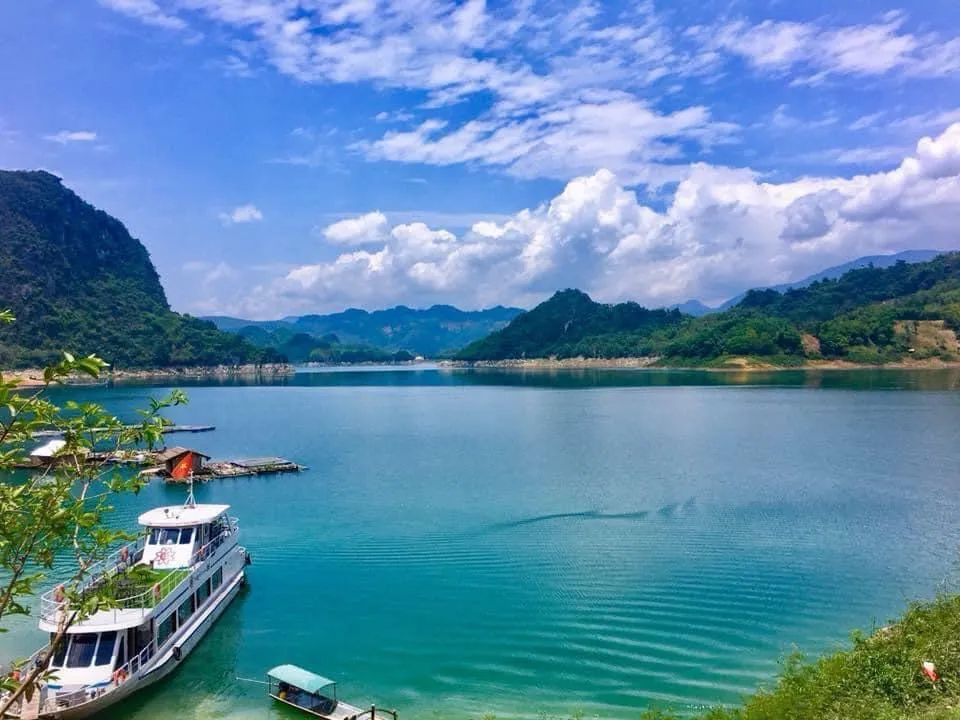 Tour 2N1Đ | Khám phá thiên nhiên hùng vĩ tại Mai Châu - Suối khoáng nóng Mỏ Ấm - Hồ Hoà Bình khởi hành từ Hà Nội | Mai Châu