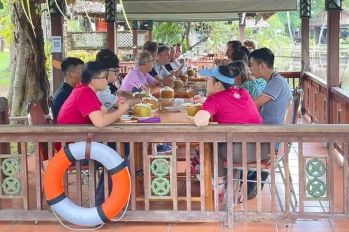 Day Tour | Speedboat Tour to Admire the Floating Dragon Temple | Departs from Ho Chi Minh City
