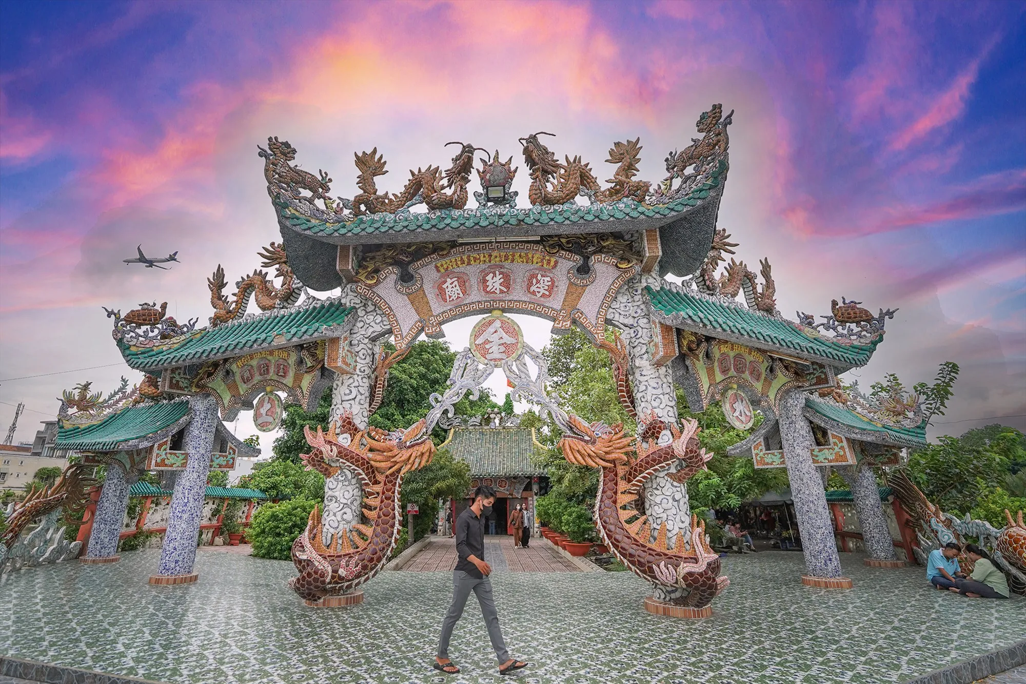 Day Tour | Speedboat Tour to Admire the Floating Dragon Temple | Departs from Ho Chi Minh City