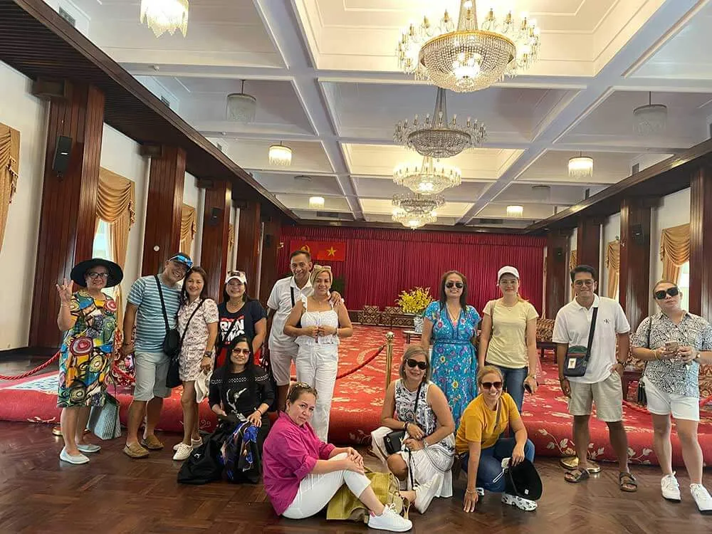 Tour trong ngày | Khám phá các địa danh nổi tiếng tại Thành phố Hồ Chí Minh