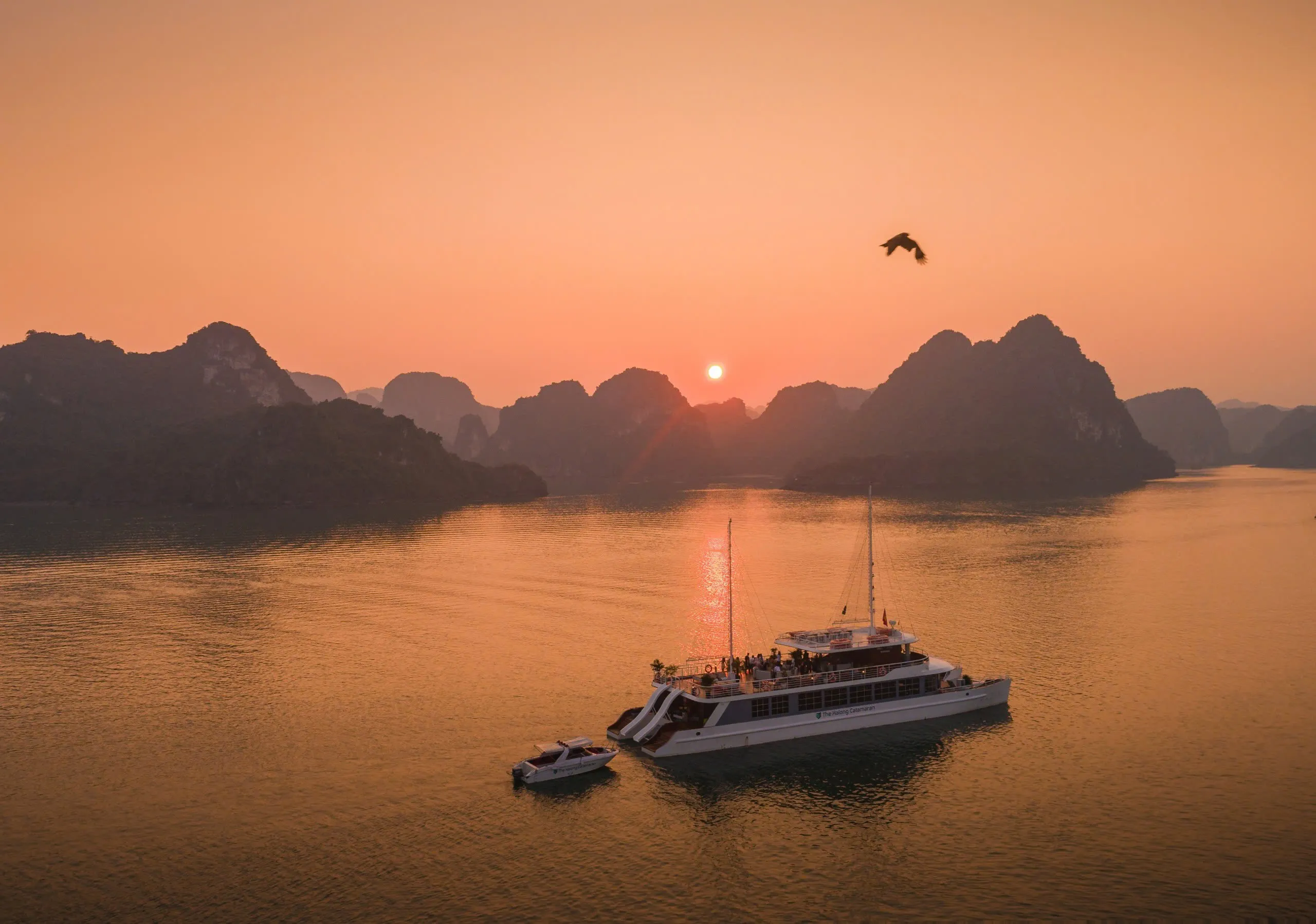 Day Tour | Sunset Cruise in Lan Ha Bay on a 5-Star Boat with Dinner | Departs from Cat Ba