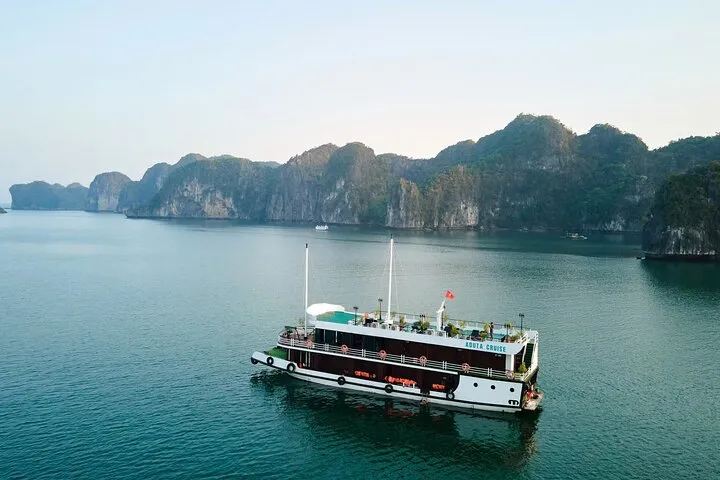 Day Tour | Enjoy Afternoon Tea in Lan Ha Bay on a Cruise | Departs from Cat Ba