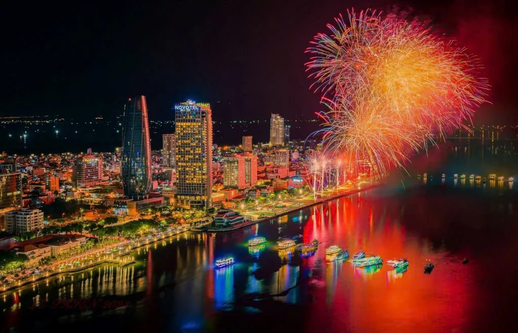 Da Nang International Fireworks Festival Experience Ticket