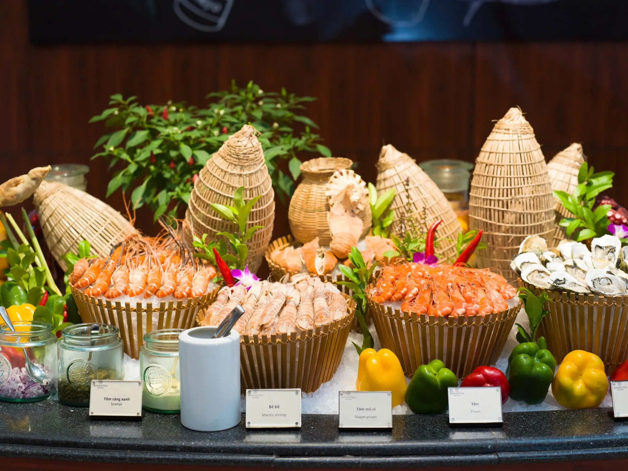 Dining Experience at Oven D'or Restaurant, Sheraton Hanoi Hotel | Hanoi