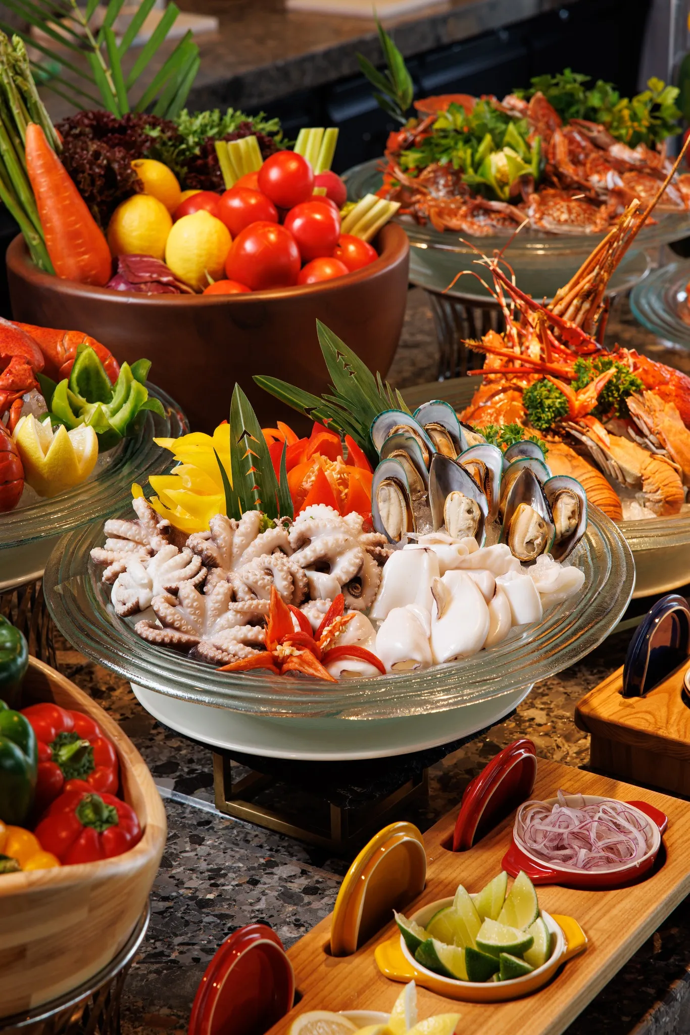 Trải nghiệm Buffet Hải sản tại Nhà hàng Layered L7 Lotte Tây Hồ | Hà Nội