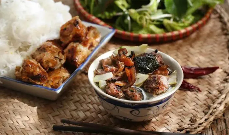 TOP 12+ Best Bun Cha Restaurants in Hanoi with Reasonable Prices