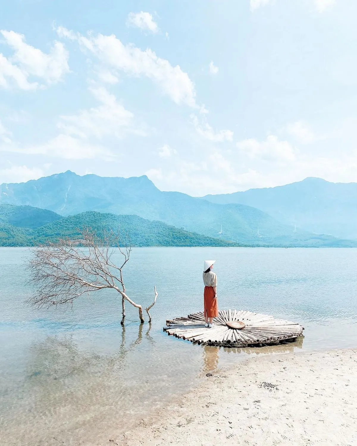 Day Tour | Discover Khai Dinh - Imperial Citadel - Thien Mu Pagoda | Departs from Da Nang