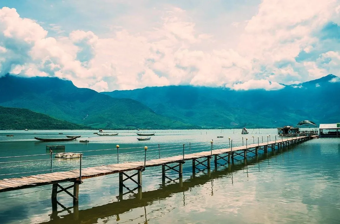 Day Tour | Discover Khai Dinh - Imperial Citadel - Thien Mu Pagoda | Departs from Da Nang