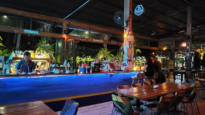 Rory's Beach Bar is one of the beachfront bars with an open and airy space