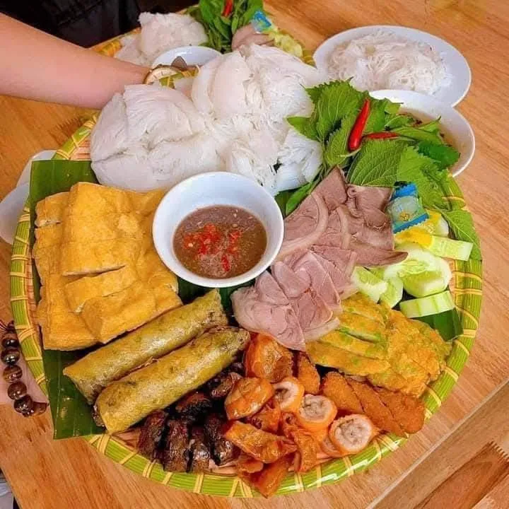 The flavor of shrimp paste is an interesting challenge for international visitors