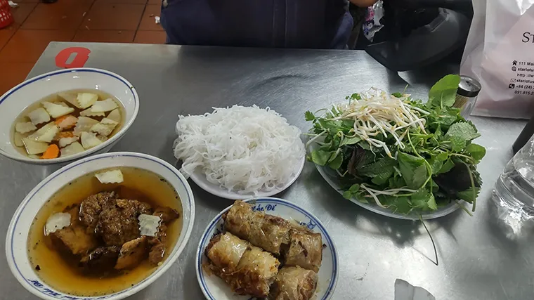 Bun Cha No. 38 Mai Hac De serves up tasty bun cha