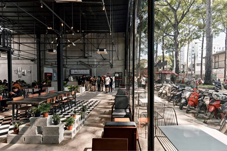 Three O'clock Coffee location in Saigon