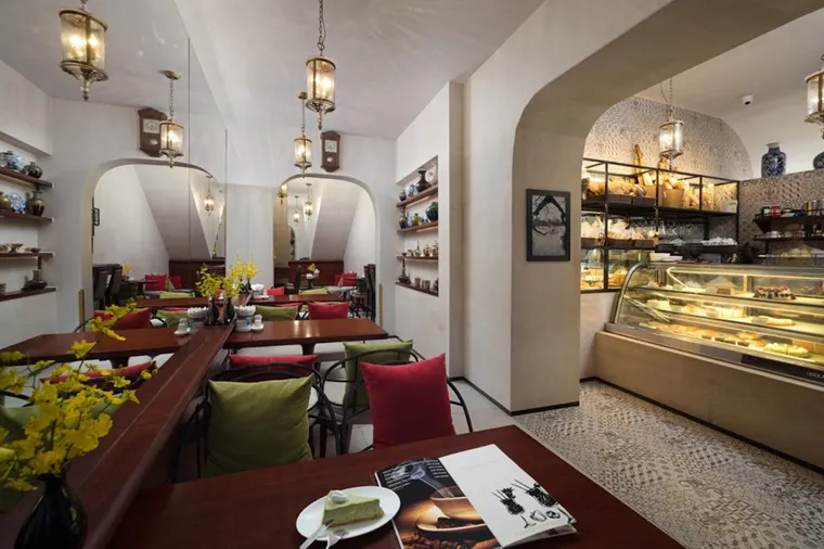 S’Patisserie Cafe in Hanoi