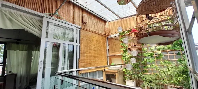 The garden area at Green Homestay in Ba Dinh District