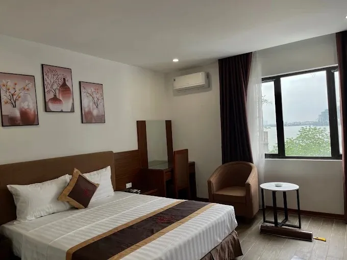 Cheap places to stay in Hanoi - LuxTel Hotel Tay Ho