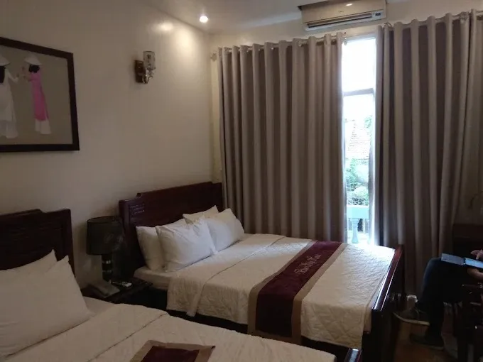 Hanoi Blue Sky Hotel offers comfortable accommodation