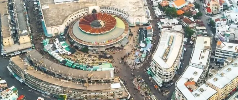 Dam Market (Chợ Đầm)