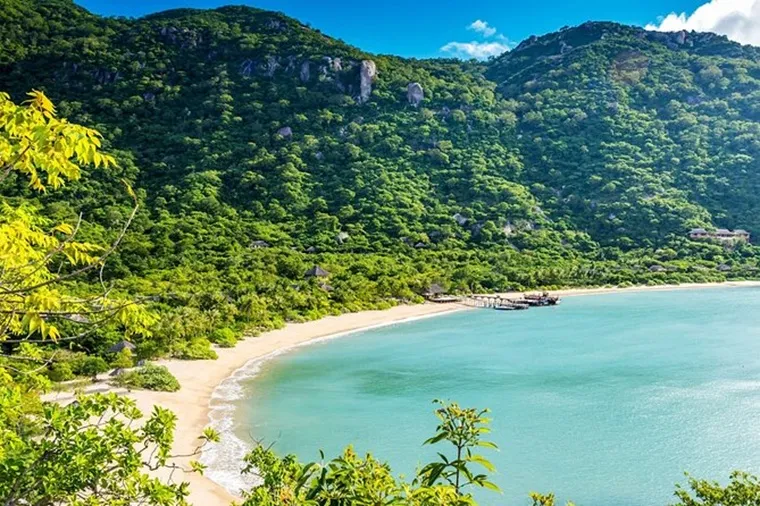 Explore Nha Trang’s vibrant affordability