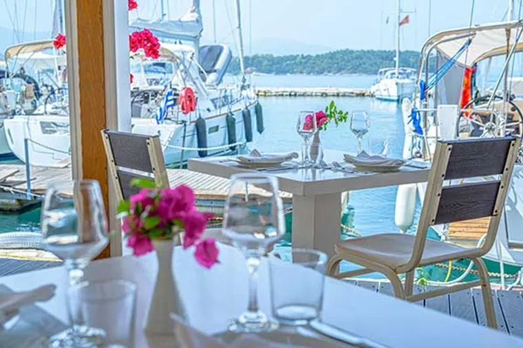 Sailing Club Restaurant
